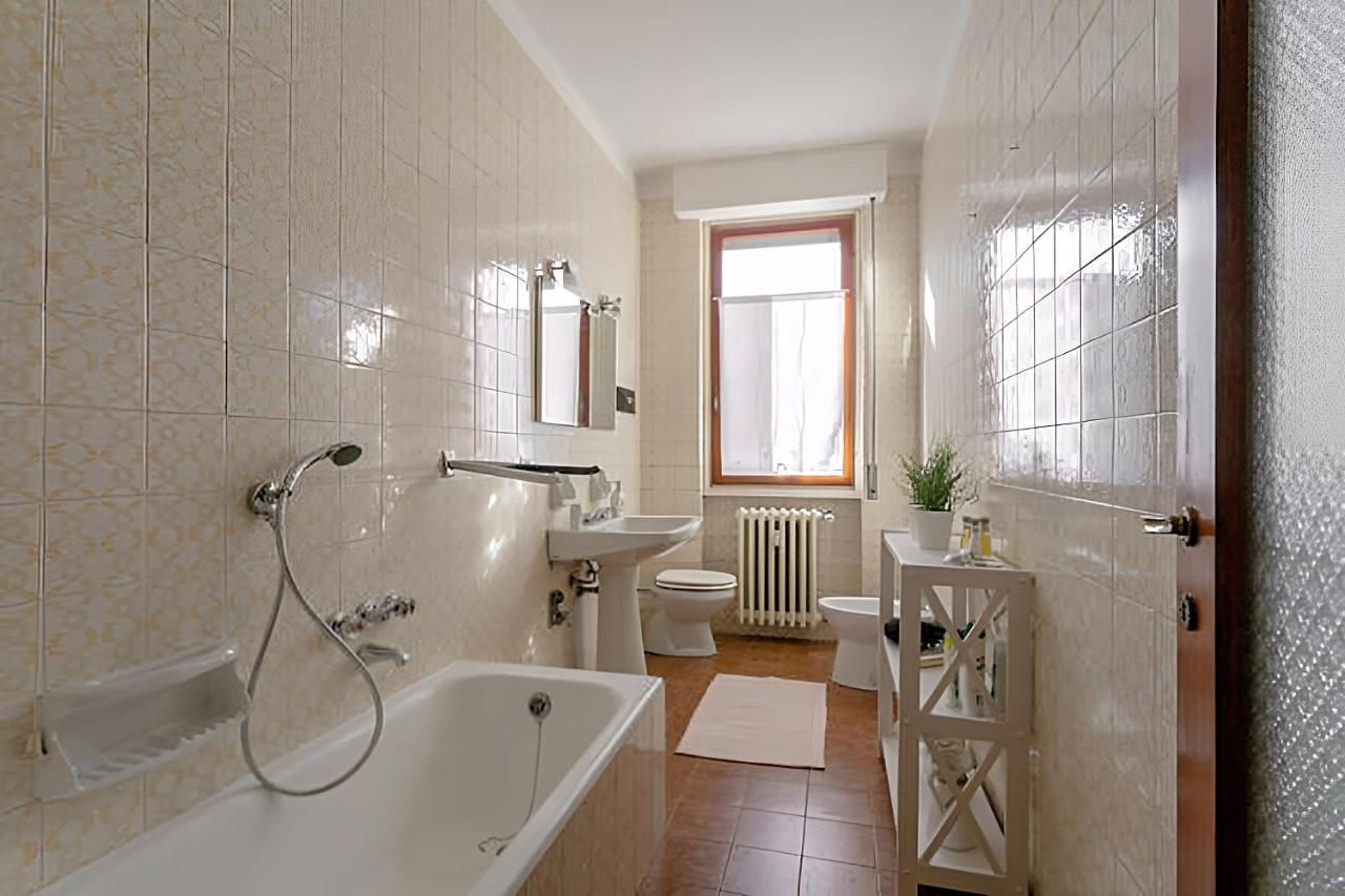 Natural Chic - Close To City Center And Beach - Parking Desenzano del Garda Exterior photo